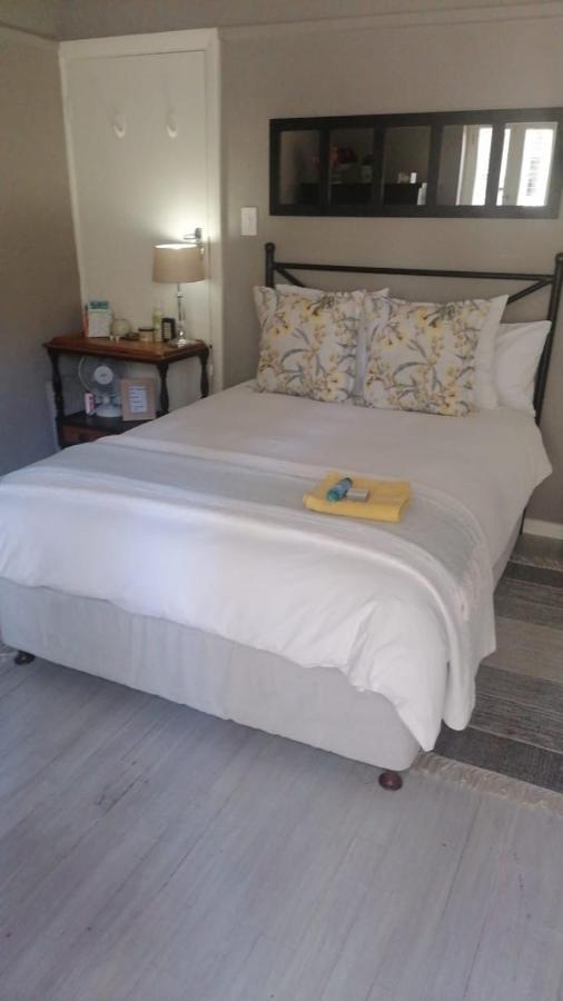 Peony Luxury Room With Wifi And Own Entrance Stellenbosch Exterior photo